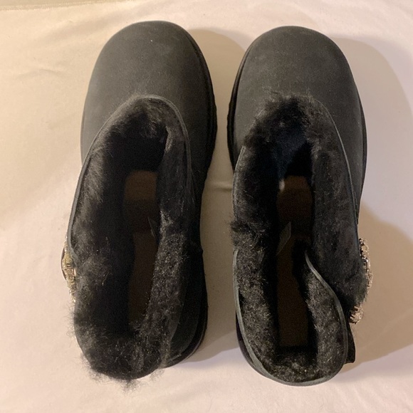 UGG Mini Crystal Side Brooch Black Boots - Women's Size 8 Sheepskin - Picture 4 of 5
